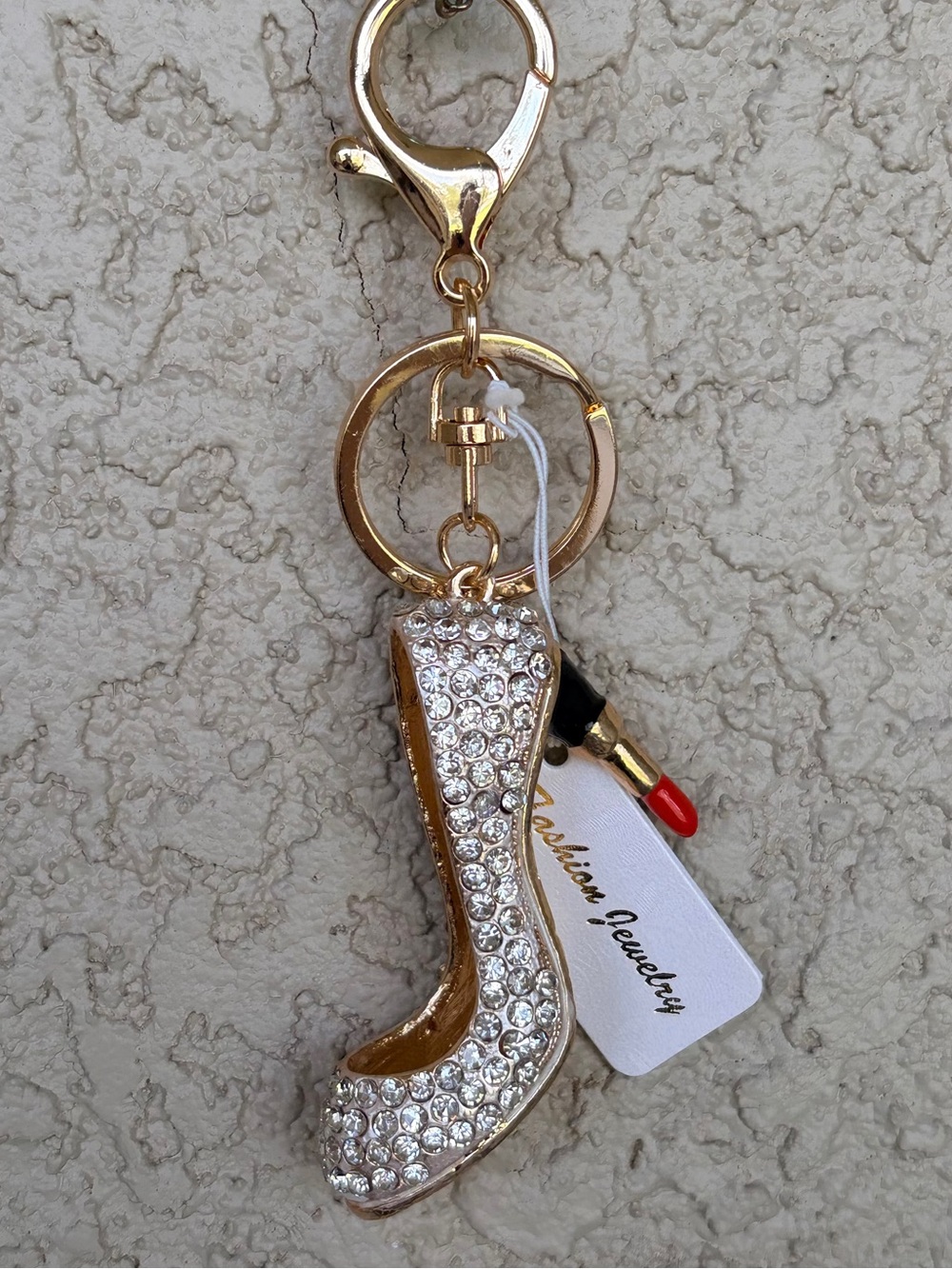 Bougie Gold Crystal High Heel Keychain with Red Lipstick Accent - Picture 6 of 9